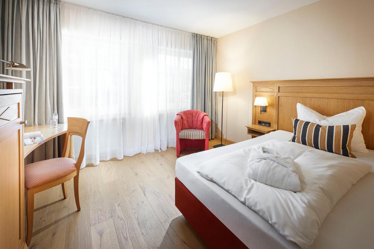 Struck Landhotel & Spa Attendorn Bagian luar foto